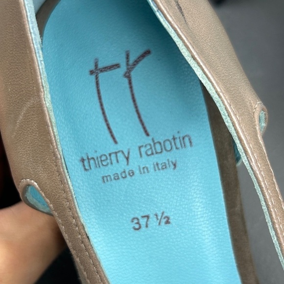 Thiery Rabotin Metallic Leather Cut-out Heels - Picture 4 of 7